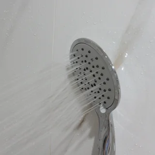 سردوش حمام پاپیروس مدل چند حالته قهرمان 102059832